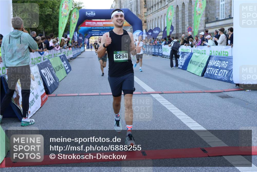 01.09.2024 - BARMER Alsterlauf Strokosch-Dieckow http://msf.ph/oto/6888255 01.09.2024 09:49:46 Ziel 2281, 2466, 2564, 3447, 3892, 4153, 4224, 4316, 4832, 8031, 8107, 8294 meine-sportfotos.de
