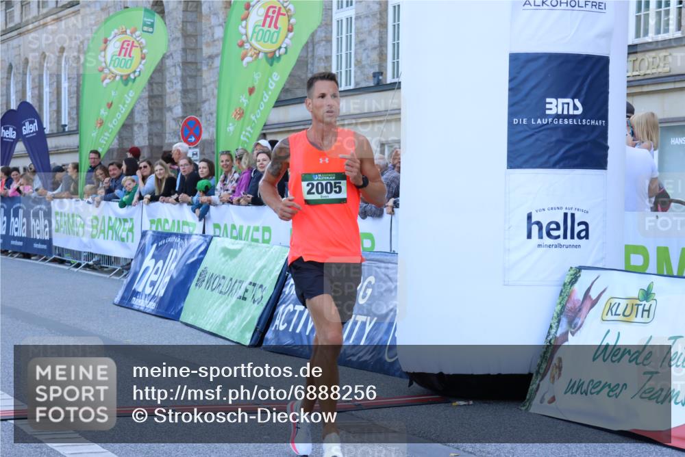 01.09.2024 - BARMER Alsterlauf Strokosch-Dieckow http://msf.ph/oto/6888256 01.09.2024 09:35:08 Ziel 2005 meine-sportfotos.de