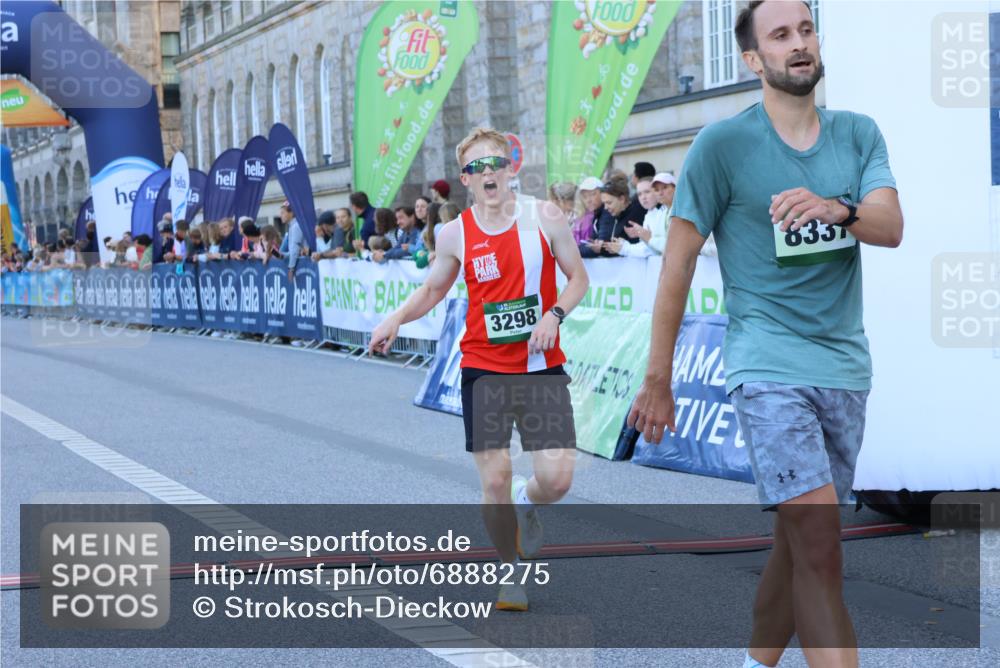01.09.2024 - BARMER Alsterlauf Strokosch-Dieckow http://msf.ph/oto/6888275 01.09.2024 09:35:27 Ziel 3298, 3318, 8337 meine-sportfotos.de