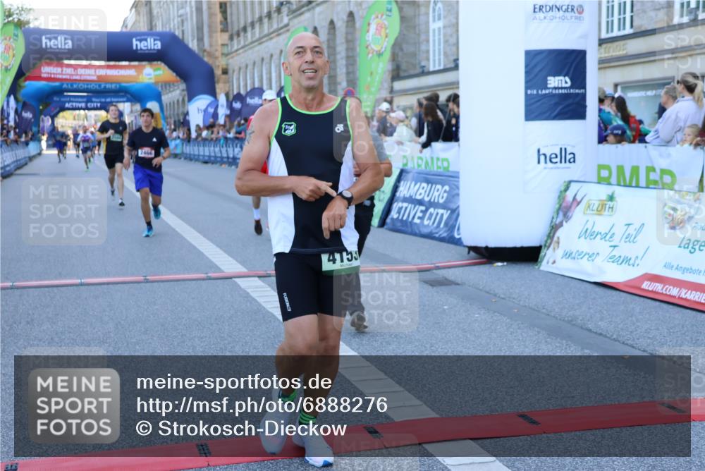 01.09.2024 - BARMER Alsterlauf Strokosch-Dieckow http://msf.ph/oto/6888276 01.09.2024 09:49:52 Ziel 2216, 2466, 2564, 2814, 2904, 3892, 4153, 4233, 4316, 4355, 4761, 4832, 5189, 8031 meine-sportfotos.de