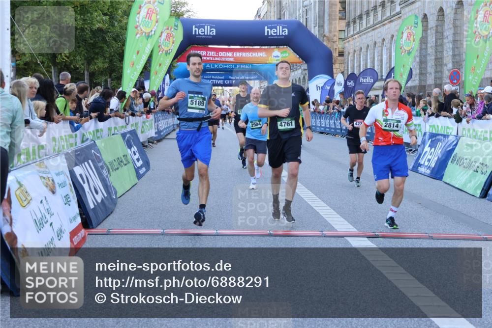 01.09.2024 - BARMER Alsterlauf Strokosch-Dieckow http://msf.ph/oto/6888291 01.09.2024 09:50:01 Ziel 2216, 2364, 2578, 2814, 2904, 4233, 4272, 4710, 4757, 4761, 5189, 5305, 8207 meine-sportfotos.de