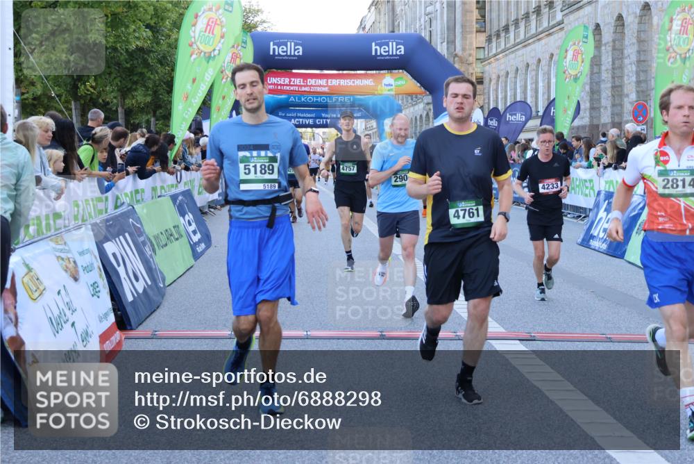 01.09.2024 - BARMER Alsterlauf Strokosch-Dieckow http://msf.ph/oto/6888298 01.09.2024 09:50:02 Ziel 2216, 2364, 2578, 2814, 2904, 4233, 4272, 4710, 4757, 4761, 5189, 5291, 5305, 8207 meine-sportfotos.de