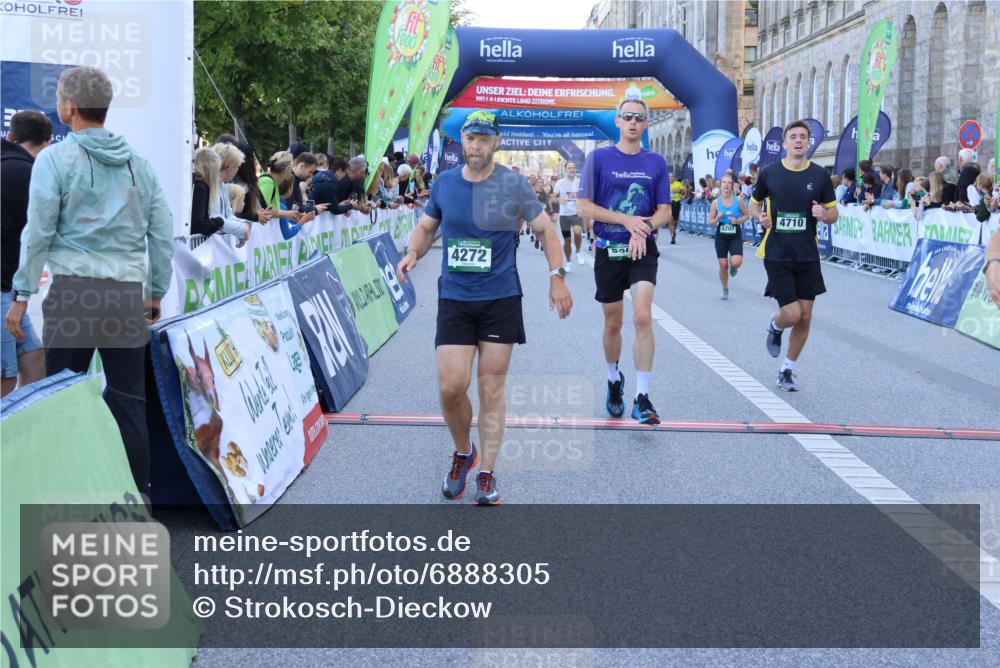 01.09.2024 - BARMER Alsterlauf Strokosch-Dieckow http://msf.ph/oto/6888305 01.09.2024 09:50:07 Ziel 2364, 2578, 2602, 2991, 3031, 3647, 4059, 4272, 4371, 4380, 4589, 4710, 5012, 5070, 5133, 5291, 5305, 8207 meine-sportfotos.de