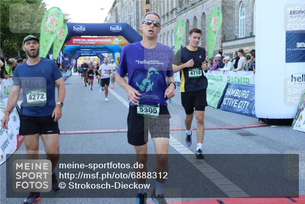 01.09.2024 - BARMER Alsterlauf Strokosch-Dieckow http://msf.ph/oto/6888312 01.09.2024 09:50:09 Ziel 2364, 2578, 2602, 2991, 3031, 3647, 4059, 4272, 4371, 4380, 4589, 4710, 5012, 5070, 5133, 5291, 5305, 8207 meine-sportfotos.de