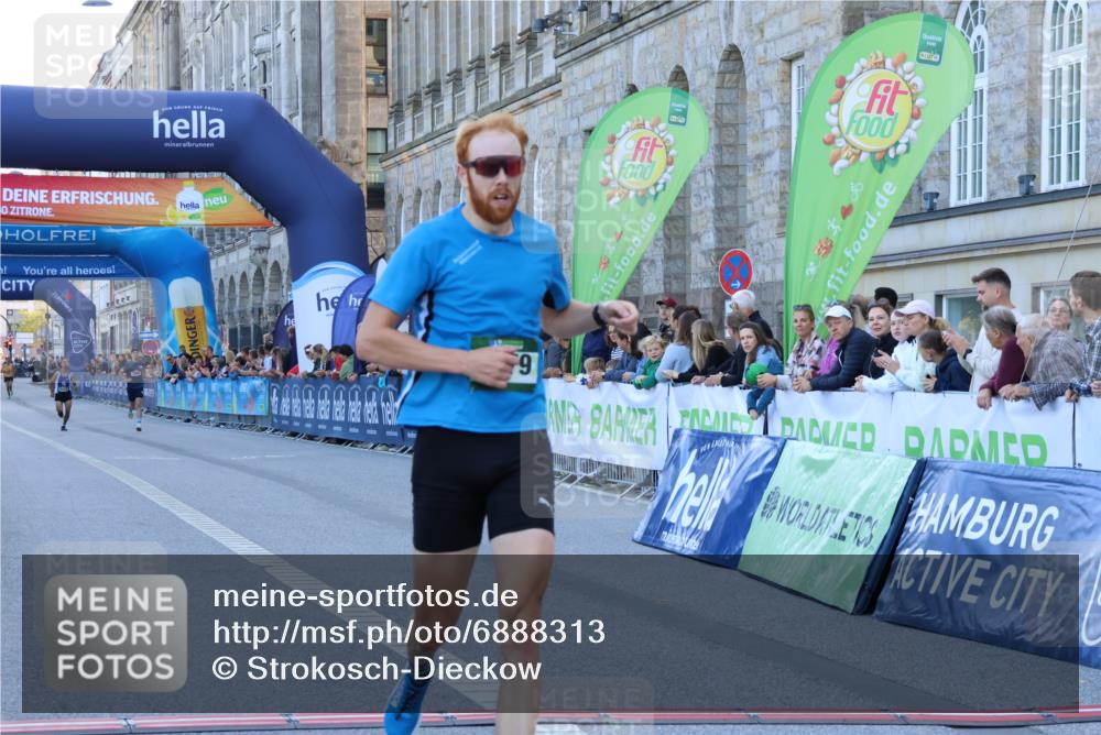 01.09.2024 - BARMER Alsterlauf Strokosch-Dieckow http://msf.ph/oto/6888313 01.09.2024 09:35:50 Ziel 2524, 2906, 4752, 5267, 8379 meine-sportfotos.de