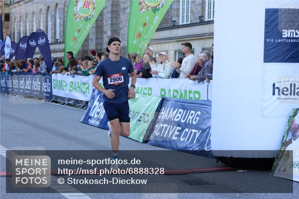 01.09.2024 - BARMER Alsterlauf Strokosch-Dieckow http://msf.ph/oto/6888328 01.09.2024 09:36:00 Ziel 2906, 5095, 5267 meine-sportfotos.de