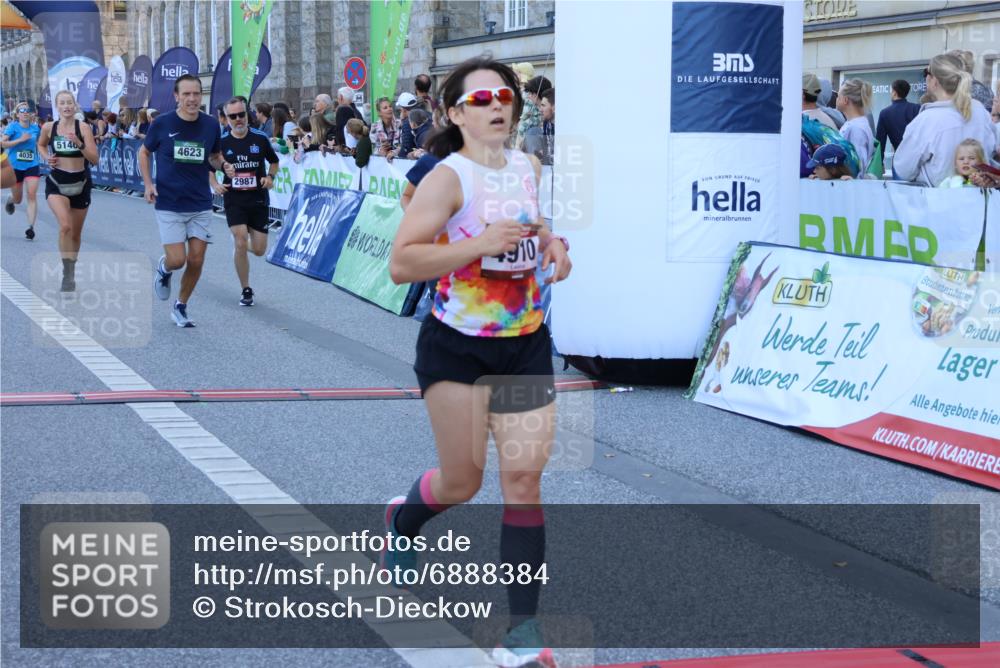 01.09.2024 - BARMER Alsterlauf Strokosch-Dieckow http://msf.ph/oto/6888384 01.09.2024 09:50:30 Ziel 2411, 2987, 3280, 3813, 4002, 4035, 4067, 4289, 4623, 4784, 4910, 5140, 5164, 5295 meine-sportfotos.de