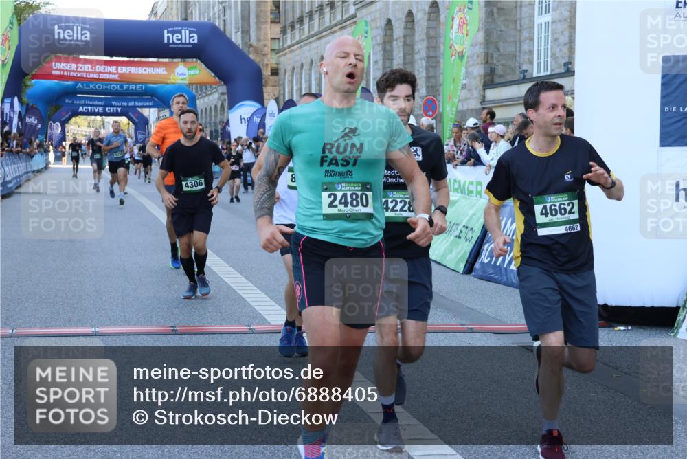01.09.2024 - BARMER Alsterlauf Strokosch-Dieckow http://msf.ph/oto/6888405 01.09.2024 09:50:42 Ziel 2189, 2480, 2538, 2957, 3280, 3417, 3890, 4095, 4108, 4183, 4228, 4289, 4306, 4321, 4467, 4662, 4916, 5250, 8115 meine-sportfotos.de