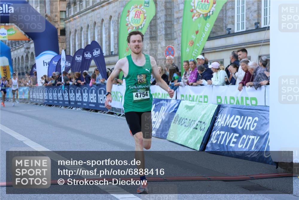 01.09.2024 - BARMER Alsterlauf Strokosch-Dieckow http://msf.ph/oto/6888416 01.09.2024 09:37:02 Ziel 36, 4754, 4885, 5269, 5270 meine-sportfotos.de