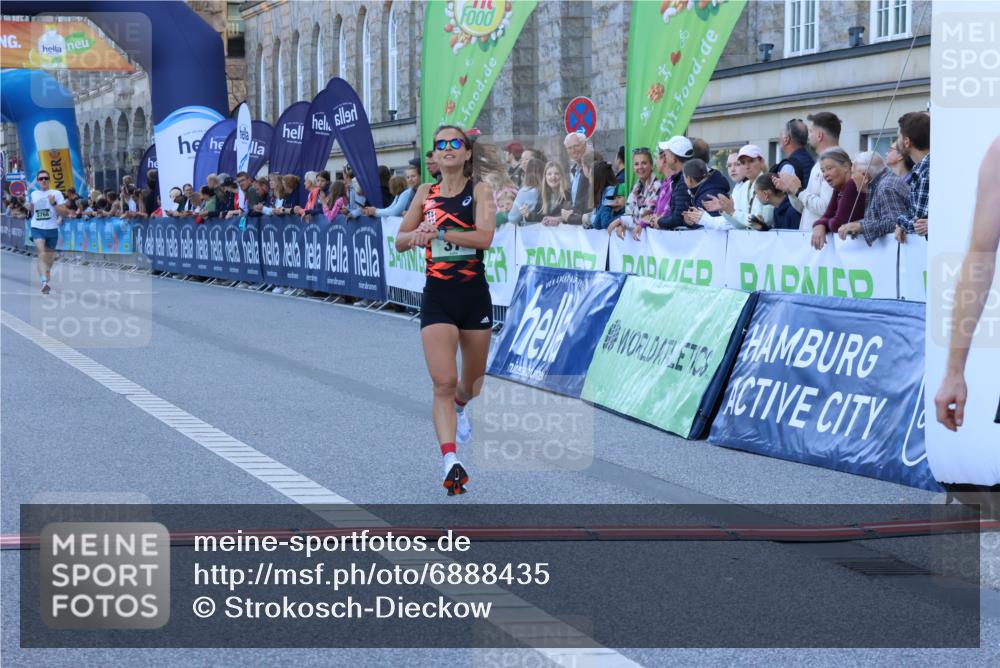 01.09.2024 - BARMER Alsterlauf Strokosch-Dieckow http://msf.ph/oto/6888435 01.09.2024 09:37:15 Ziel 37, 3768, 5270 meine-sportfotos.de