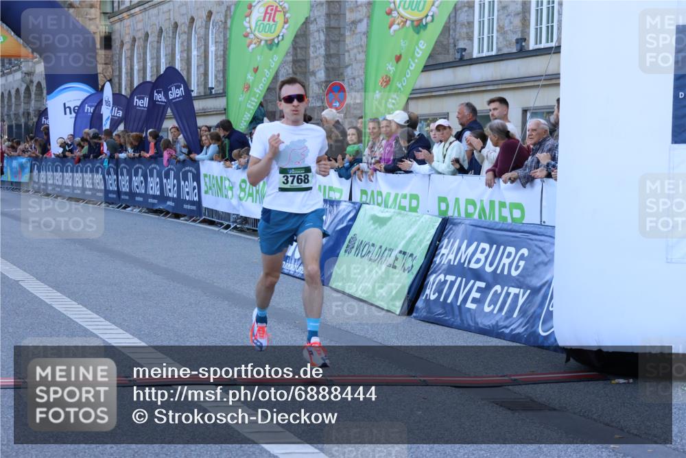 01.09.2024 - BARMER Alsterlauf Strokosch-Dieckow http://msf.ph/oto/6888444 01.09.2024 09:37:20 Ziel 3726, 3768 meine-sportfotos.de