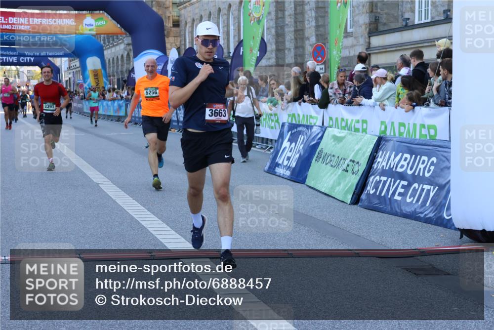 01.09.2024 - BARMER Alsterlauf Strokosch-Dieckow http://msf.ph/oto/6888457 01.09.2024 09:51:04 Ziel 2450, 2916, 2994, 3391, 3663, 4100, 5256, 5289, 8295 meine-sportfotos.de