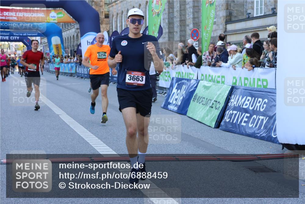 01.09.2024 - BARMER Alsterlauf Strokosch-Dieckow http://msf.ph/oto/6888459 01.09.2024 09:51:05 Ziel 2450, 2994, 3391, 3663, 4100, 5129, 5134, 5256, 5289 meine-sportfotos.de