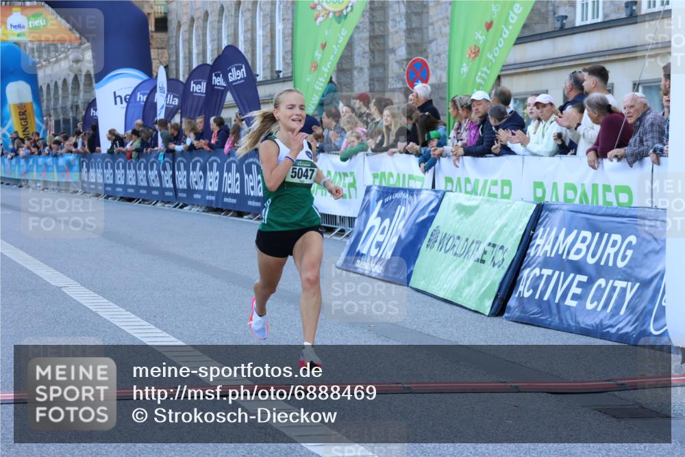 01.09.2024 - BARMER Alsterlauf Strokosch-Dieckow http://msf.ph/oto/6888469 01.09.2024 09:37:37 Ziel 3177, 3356, 4250, 4624, 5047 meine-sportfotos.de