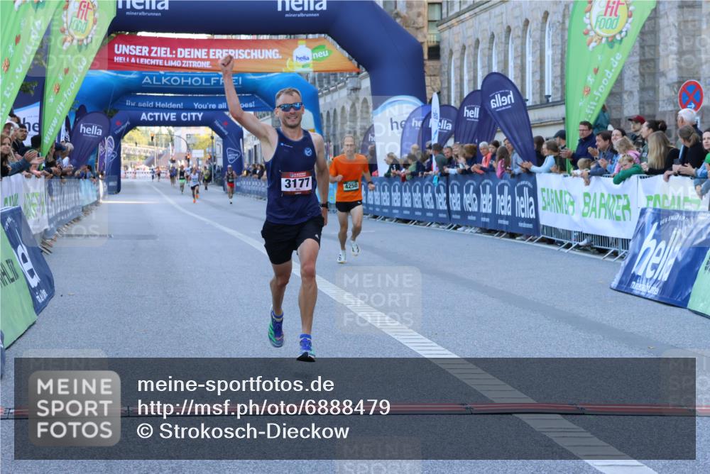 01.09.2024 - BARMER Alsterlauf Strokosch-Dieckow http://msf.ph/oto/6888479 01.09.2024 09:37:41 Ziel 3095, 3177, 4250, 4792 meine-sportfotos.de
