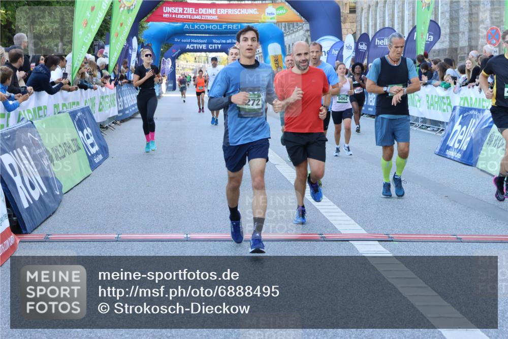 01.09.2024 - BARMER Alsterlauf Strokosch-Dieckow http://msf.ph/oto/6888495 01.09.2024 09:51:17 Ziel 1241, 2235, 2650, 2706, 3730, 3794, 3861, 3868, 4211, 4238, 4460, 4678, 4780, 4876, 5062, 5102, 5129, 5134, 5152, 5272, 8048, 8064 meine-sportfotos.de