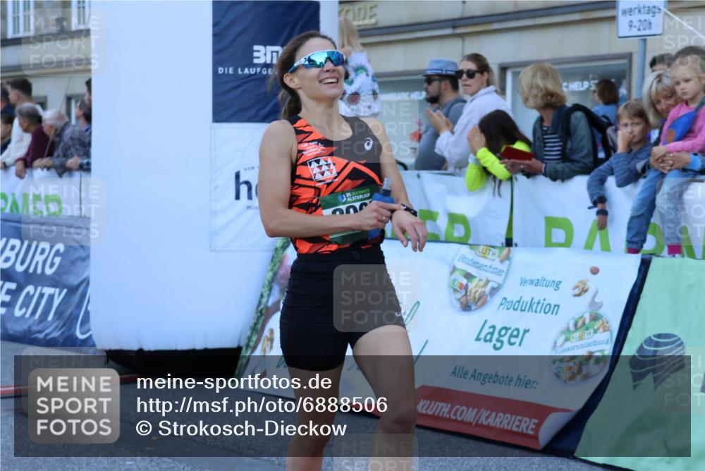 01.09.2024 - BARMER Alsterlauf Strokosch-Dieckow http://msf.ph/oto/6888506 01.09.2024 09:37:51 Ziel 2787, 3095, 4792, 5178 meine-sportfotos.de