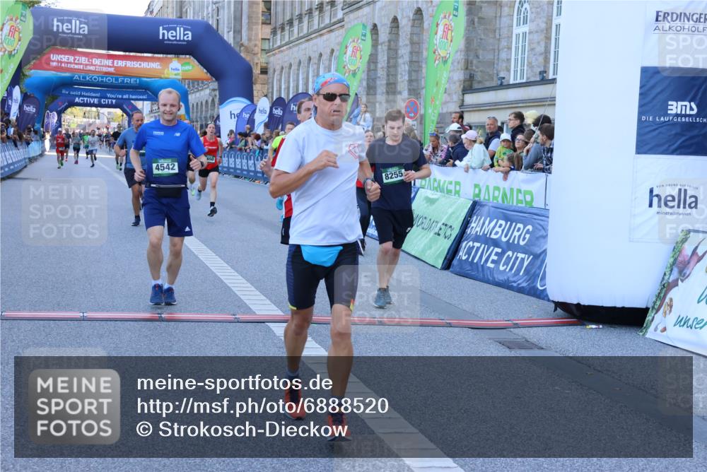 01.09.2024 - BARMER Alsterlauf Strokosch-Dieckow http://msf.ph/oto/6888520 01.09.2024 09:51:35 Ziel 2579, 2595, 3106, 3412, 4246, 4542, 4640, 4650, 4883, 5245, 8008, 8248, 8255 meine-sportfotos.de