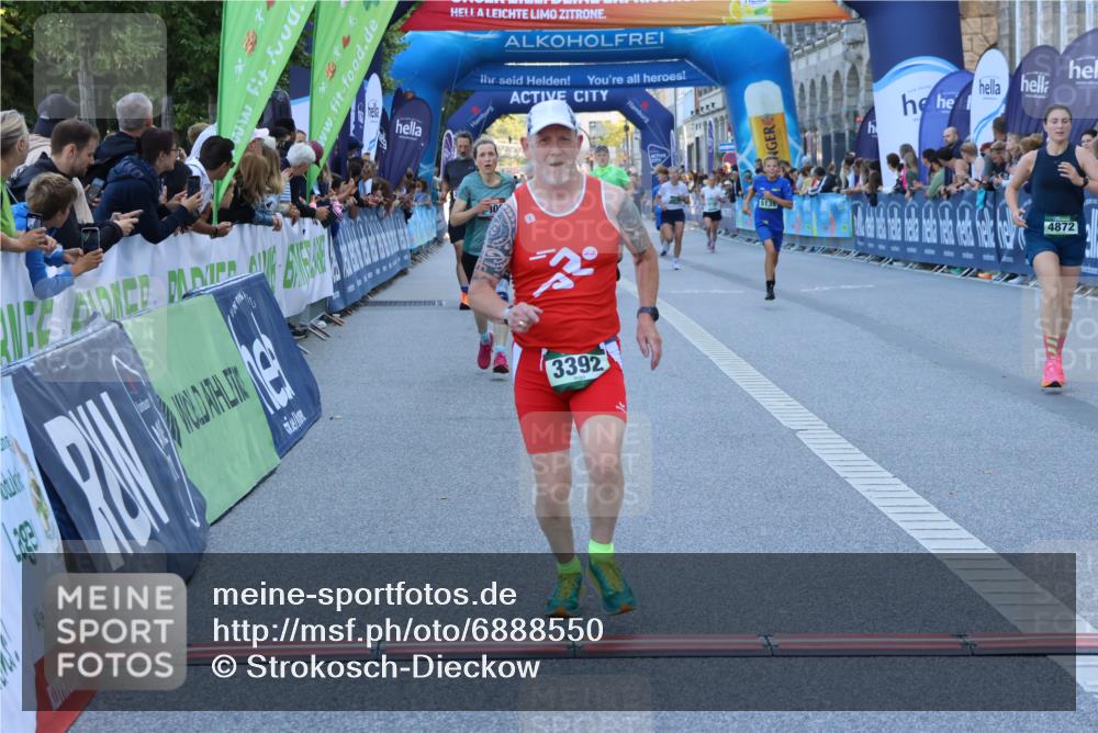 01.09.2024 - BARMER Alsterlauf Strokosch-Dieckow http://msf.ph/oto/6888550 01.09.2024 09:51:47 Ziel 2306, 2717, 3392, 3412, 4246, 4375, 4872, 4958, 5087, 5139 meine-sportfotos.de