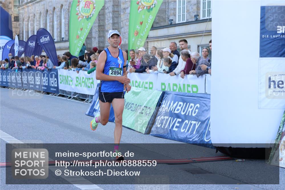 01.09.2024 - BARMER Alsterlauf Strokosch-Dieckow http://msf.ph/oto/6888559 01.09.2024 09:38:19 Ziel 2521, 2894, 3569, 5179, 5259, 8232 meine-sportfotos.de