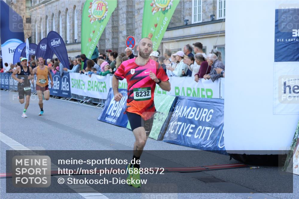 01.09.2024 - BARMER Alsterlauf Strokosch-Dieckow http://msf.ph/oto/6888572 01.09.2024 09:38:26 Ziel 2521, 3569, 4699, 4816, 4879, 5259, 8232 meine-sportfotos.de