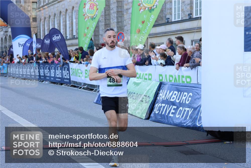 01.09.2024 - BARMER Alsterlauf Strokosch-Dieckow http://msf.ph/oto/6888604 01.09.2024 09:38:36 Ziel 2125, 3932, 4434, 4816, 4879, 8177 meine-sportfotos.de