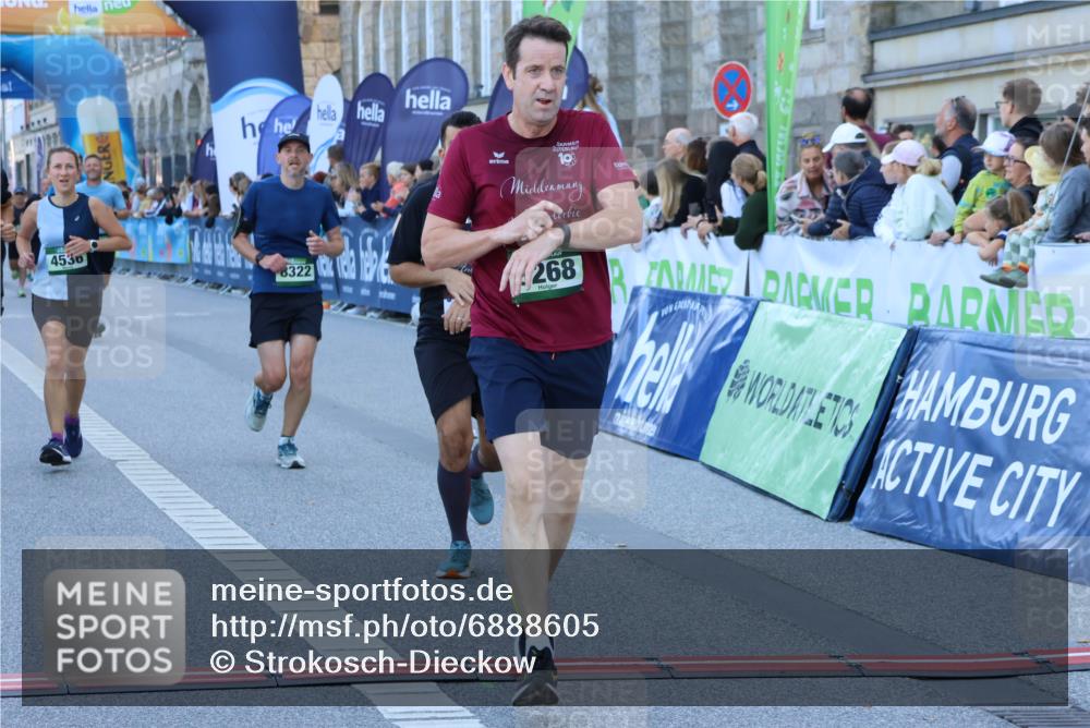 01.09.2024 - BARMER Alsterlauf Strokosch-Dieckow http://msf.ph/oto/6888605 01.09.2024 09:52:09 Ziel 2070, 2334, 3130, 3253, 3397, 3430, 3496, 4058, 4343, 4536, 4649, 4700, 5184, 5268, 8322 meine-sportfotos.de