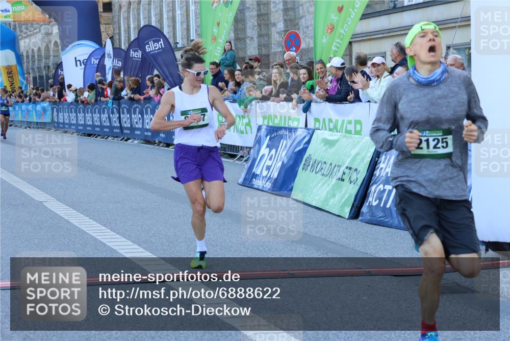 01.09.2024 - BARMER Alsterlauf Strokosch-Dieckow http://msf.ph/oto/6888622 01.09.2024 09:38:47 Ziel 2125, 5105, 8177 meine-sportfotos.de