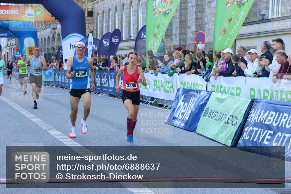 01.09.2024 - BARMER Alsterlauf Strokosch-Dieckow http://msf.ph/oto/6888637 01.09.2024 09:38:58 Ziel 3286, 3398, 3585, 3701, 3793, 4034, 4098, 4229, 4525, 4955, 5017, 5044, 8380 meine-sportfotos.de