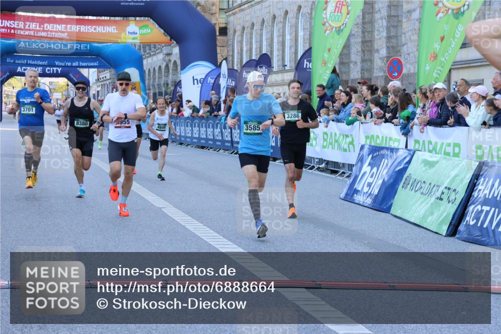 01.09.2024 - BARMER Alsterlauf Strokosch-Dieckow http://msf.ph/oto/6888664 01.09.2024 09:39:07 Ziel 3286, 3585, 3604, 3701, 4420, 4525, 4849, 4955, 5017, 5044, 8329, 8331, 8360, 8380 meine-sportfotos.de