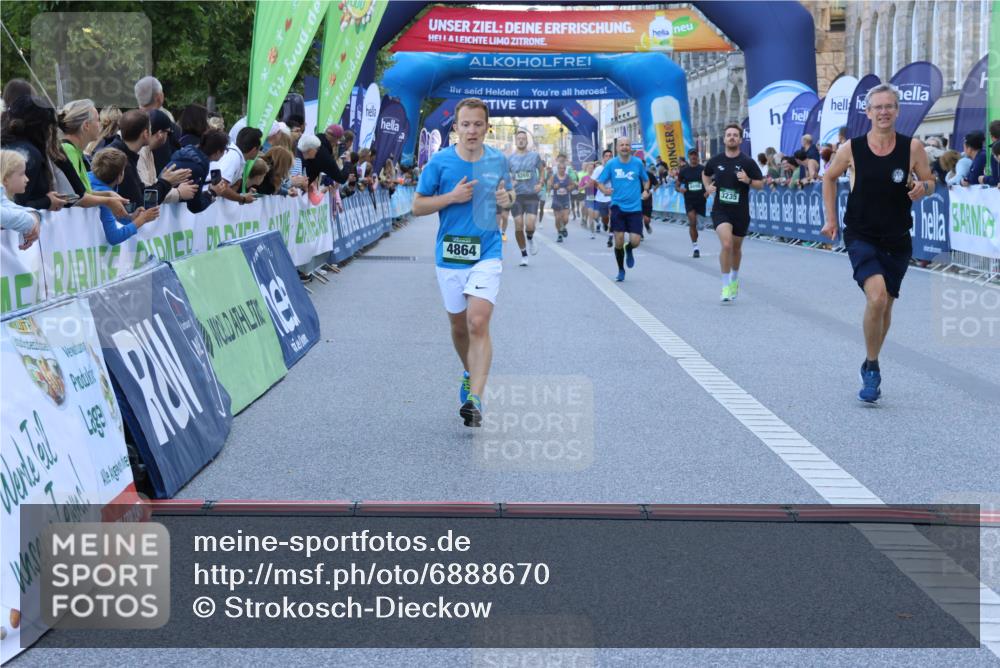 01.09.2024 - BARMER Alsterlauf Strokosch-Dieckow http://msf.ph/oto/6888670 01.09.2024 09:52:33 Ziel 2188, 2453, 3037, 3235, 3858, 4200, 4658, 4864, 4933, 5236, 8095, 8098, 8269 meine-sportfotos.de