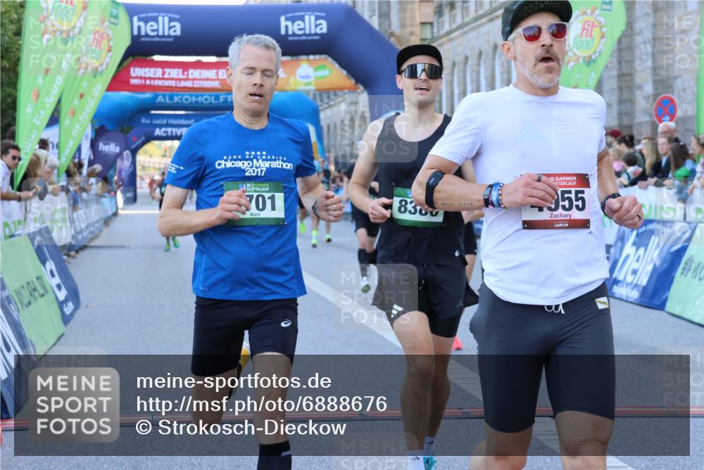 01.09.2024 - BARMER Alsterlauf Strokosch-Dieckow http://msf.ph/oto/6888676 01.09.2024 09:39:09 Ziel 3286, 3585, 3604, 3701, 4420, 4849, 4955, 8329, 8331, 8360, 8380 meine-sportfotos.de