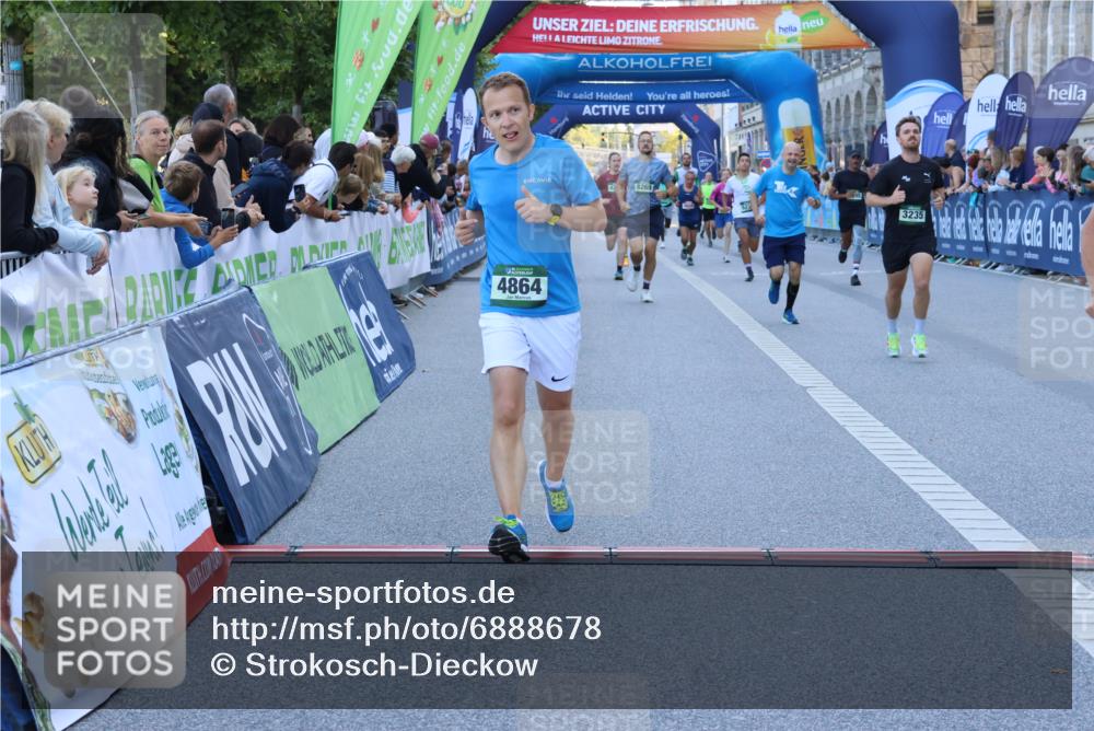 01.09.2024 - BARMER Alsterlauf Strokosch-Dieckow http://msf.ph/oto/6888678 01.09.2024 09:52:34 Ziel 2188, 2453, 3235, 3716, 3858, 4077, 4200, 4658, 4864, 4933, 5236, 8095, 8098, 8269 meine-sportfotos.de