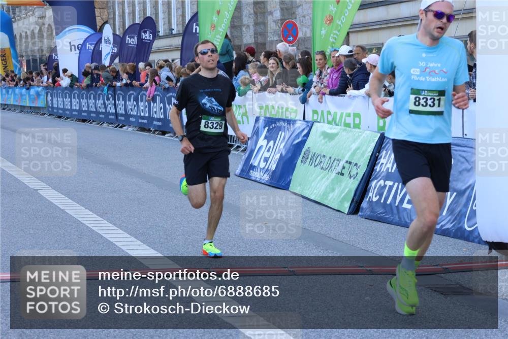 01.09.2024 - BARMER Alsterlauf Strokosch-Dieckow http://msf.ph/oto/6888685 01.09.2024 09:39:14 Ziel 2522, 3488, 4420, 4652, 8329, 8331, 8360 meine-sportfotos.de