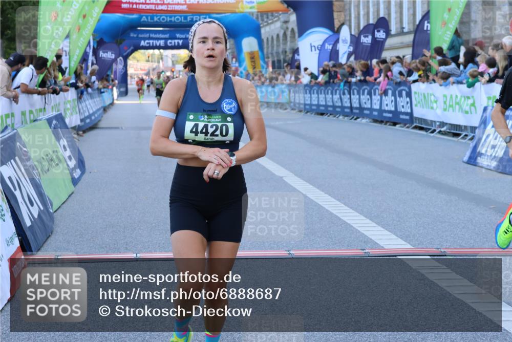 01.09.2024 - BARMER Alsterlauf Strokosch-Dieckow http://msf.ph/oto/6888687 01.09.2024 09:39:15 Ziel 2522, 3488, 4420, 4652, 8329, 8331 meine-sportfotos.de