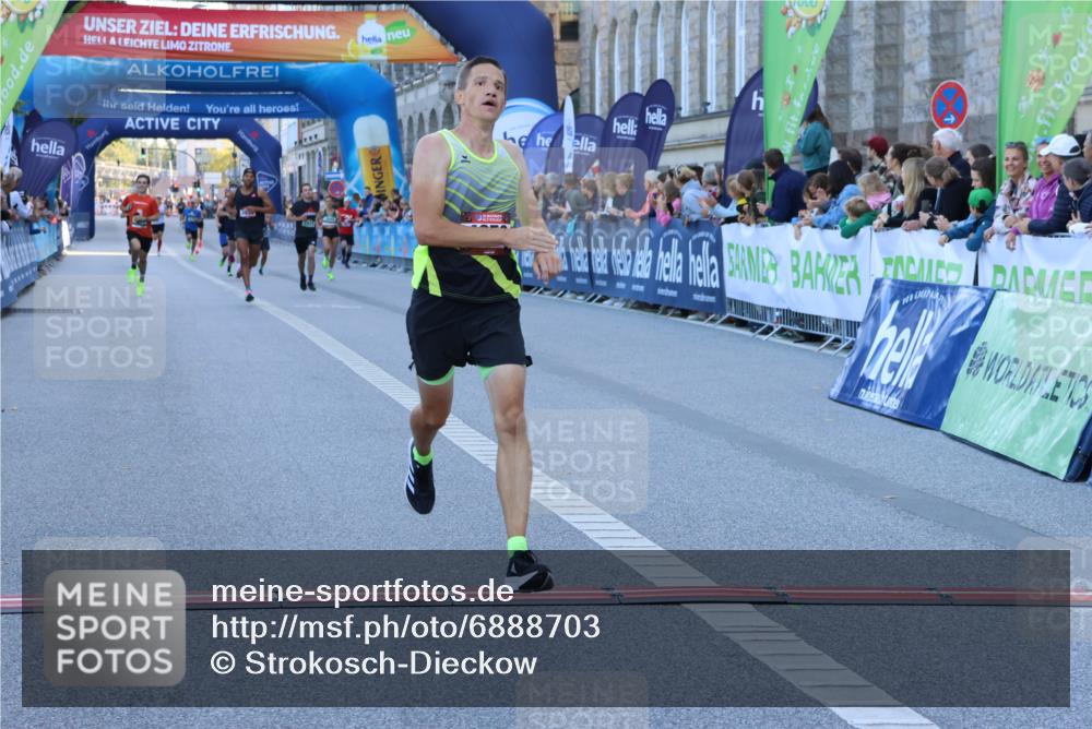 01.09.2024 - BARMER Alsterlauf Strokosch-Dieckow http://msf.ph/oto/6888703 01.09.2024 09:39:24 Ziel 2522, 3488, 3921, 3973, 4580, 4652, 5045, 8196 meine-sportfotos.de