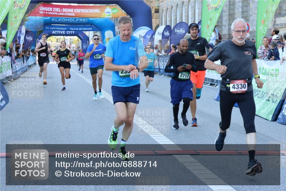 01.09.2024 - BARMER Alsterlauf Strokosch-Dieckow http://msf.ph/oto/6888714 01.09.2024 09:52:50 Ziel 2291, 2295, 2310, 2353, 2712, 2862, 2931, 3325, 3377, 3526, 4330, 5074, 5240, 8021, 8161 meine-sportfotos.de