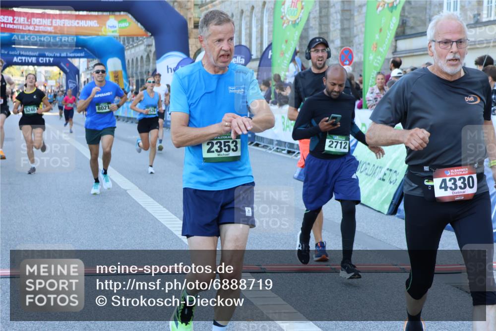 01.09.2024 - BARMER Alsterlauf Strokosch-Dieckow http://msf.ph/oto/6888719 01.09.2024 09:52:50 Ziel 2291, 2295, 2310, 2353, 2712, 2862, 2931, 3325, 3377, 3526, 4330, 5074, 5240, 8021, 8161 meine-sportfotos.de