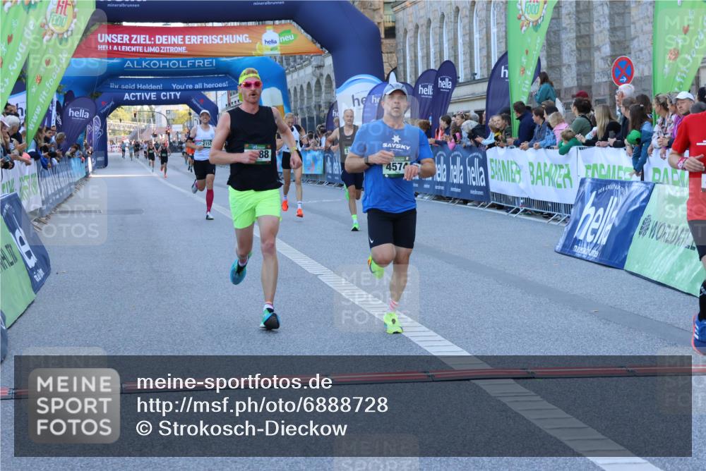 01.09.2024 - BARMER Alsterlauf Strokosch-Dieckow http://msf.ph/oto/6888728 01.09.2024 09:39:37 Ziel 1101, 2151, 2262, 3827, 4283, 4388, 4574, 4837, 5045, 8196, 8385 meine-sportfotos.de