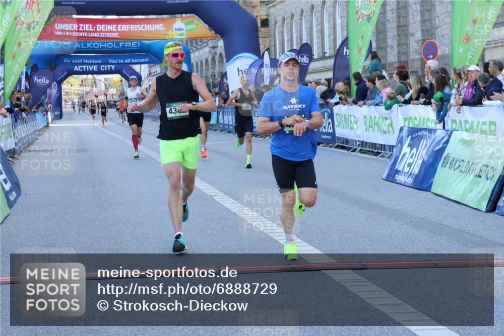 01.09.2024 - BARMER Alsterlauf Strokosch-Dieckow http://msf.ph/oto/6888729 01.09.2024 09:39:38 Ziel 1101, 2151, 2262, 3827, 4283, 4388, 4574, 4837, 8385 meine-sportfotos.de
