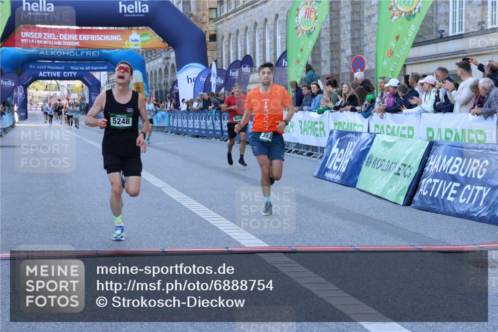01.09.2024 - BARMER Alsterlauf Strokosch-Dieckow http://msf.ph/oto/6888754 01.09.2024 09:39:55 Ziel 3935, 4494, 5248, 5249, 8079, 8182 meine-sportfotos.de