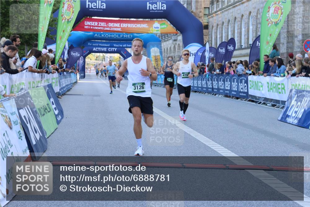 01.09.2024 - BARMER Alsterlauf Strokosch-Dieckow http://msf.ph/oto/6888781 01.09.2024 09:40:09 Ziel 2283, 2462, 3101, 3126, 3469, 4156, 4270, 4659, 4795, 5255, 8257, 8368 meine-sportfotos.de