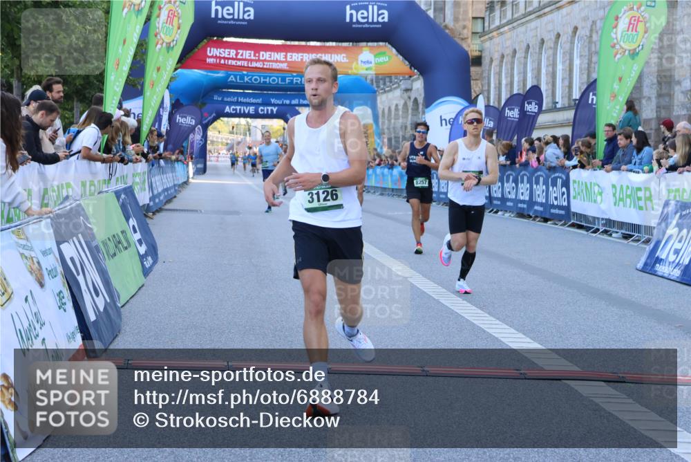 01.09.2024 - BARMER Alsterlauf Strokosch-Dieckow http://msf.ph/oto/6888784 01.09.2024 09:40:09 Ziel 2283, 2462, 3101, 3126, 3469, 4156, 4270, 4659, 4795, 5255, 8257, 8368 meine-sportfotos.de