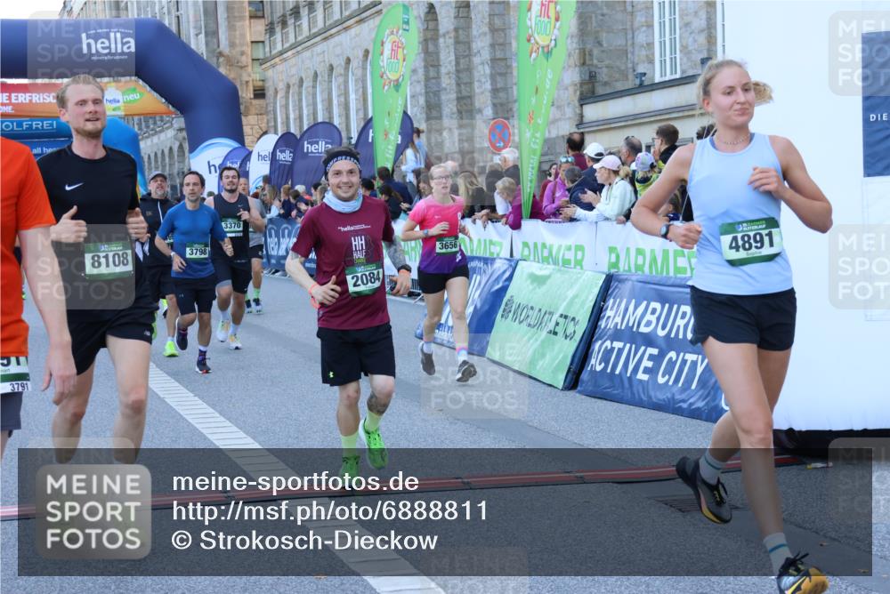 01.09.2024 - BARMER Alsterlauf Strokosch-Dieckow http://msf.ph/oto/6888811 01.09.2024 09:53:25 Ziel 2084, 2484, 2836, 3216, 3369, 3370, 3379, 3656, 3791, 3798, 3838, 4097, 4124, 4129, 4436, 4591, 4592, 4686, 4789, 4891, 4995, 8108, 8122 meine-sportfotos.de