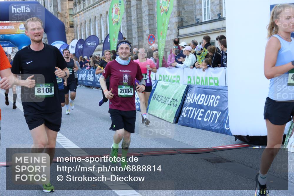 01.09.2024 - BARMER Alsterlauf Strokosch-Dieckow http://msf.ph/oto/6888814 01.09.2024 09:53:26 Ziel 2084, 2484, 2836, 3216, 3369, 3370, 3379, 3656, 3791, 3798, 3838, 4124, 4129, 4436, 4591, 4592, 4686, 4789, 4891, 4995, 8108, 8122 meine-sportfotos.de