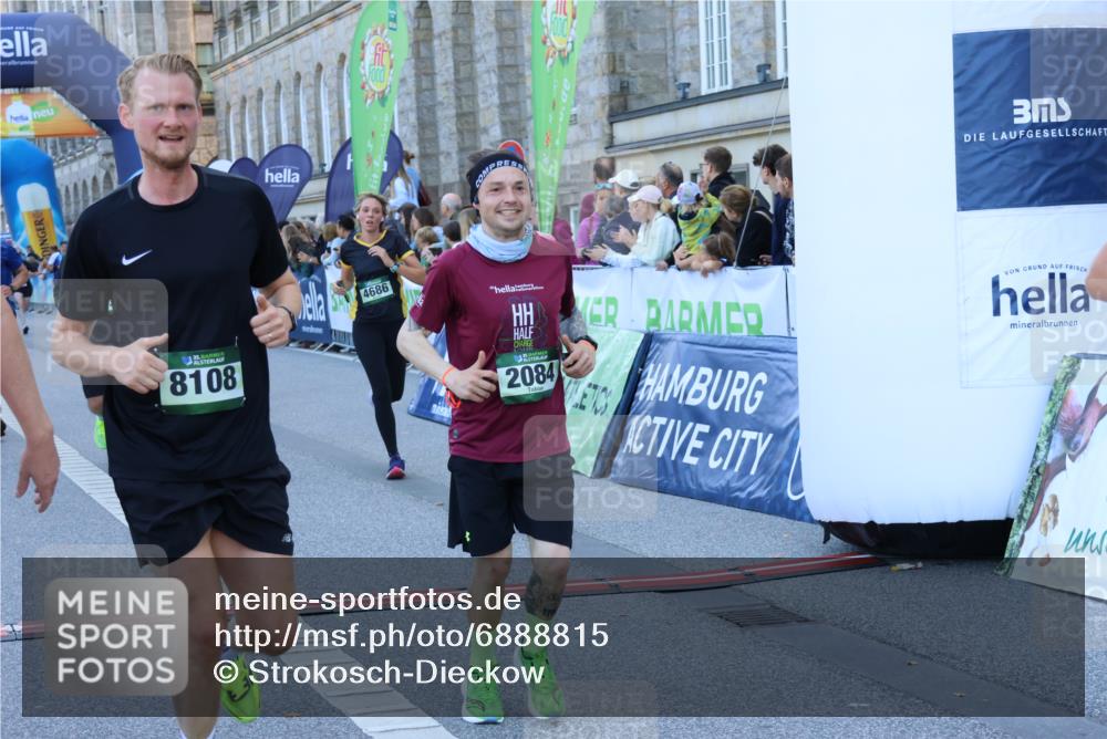 01.09.2024 - BARMER Alsterlauf Strokosch-Dieckow http://msf.ph/oto/6888815 01.09.2024 09:53:26 Ziel 2084, 2484, 2836, 3216, 3369, 3370, 3379, 3656, 3791, 3798, 3838, 4124, 4129, 4436, 4591, 4592, 4686, 4789, 4891, 4995, 8108, 8122 meine-sportfotos.de