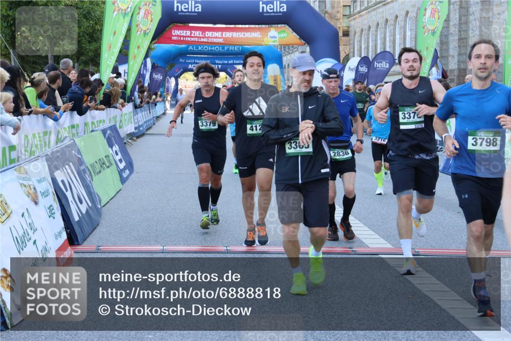 01.09.2024 - BARMER Alsterlauf Strokosch-Dieckow http://msf.ph/oto/6888818 01.09.2024 09:53:29 Ziel 2484, 2836, 2949, 3216, 3369, 3370, 3374, 3379, 3656, 3798, 3809, 3838, 3895, 4124, 4129, 4436, 4591, 4592, 4686, 4789, 4803, 4995, 8122 meine-sportfotos.de