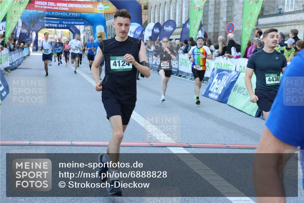 01.09.2024 - BARMER Alsterlauf Strokosch-Dieckow http://msf.ph/oto/6888828 01.09.2024 09:53:34 Ziel 2860, 2949, 3374, 3809, 3838, 3895, 4124, 4436, 4591, 4592, 4724, 4803, 4818, 4824, 4846, 4995, 8100, 8122, 8312, 8335 meine-sportfotos.de
