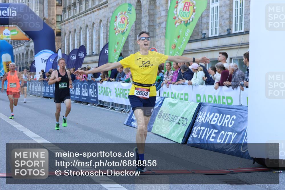 01.09.2024 - BARMER Alsterlauf Strokosch-Dieckow http://msf.ph/oto/6888856 01.09.2024 09:40:47 Ziel 2653, 3119, 3418, 4137, 4515, 4949, 8292 meine-sportfotos.de