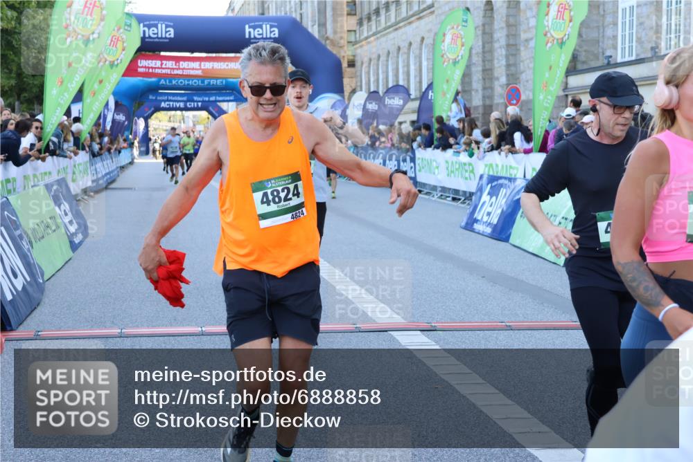 01.09.2024 - BARMER Alsterlauf Strokosch-Dieckow http://msf.ph/oto/6888858 01.09.2024 09:53:43 Ziel 2042, 2190, 2860, 3136, 3741, 3808, 4194, 4383, 4457, 4724, 4818, 4824, 4846, 5026, 8100, 8312, 8335 meine-sportfotos.de